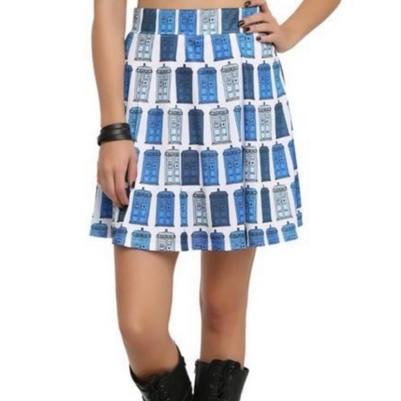 Her Universe Dresses & Skirts - Her Universe Doctor Who skirt